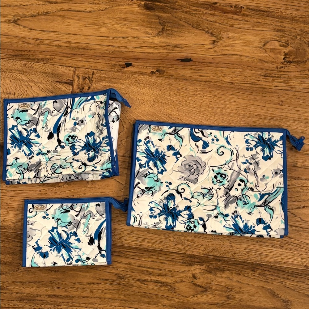 NaRaYa set of three toiletry bags - Picture 2 of 12
